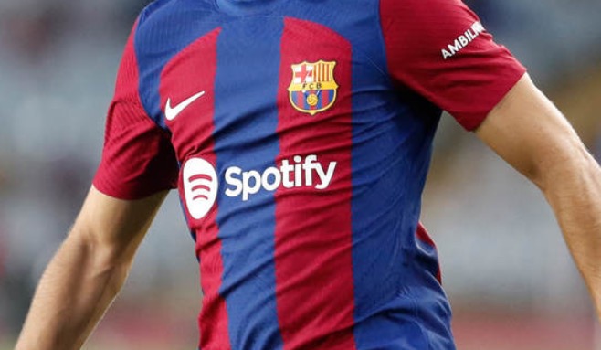 Silly Season: 
       Barça gör framsteg i jakten på jättetalangen 
    