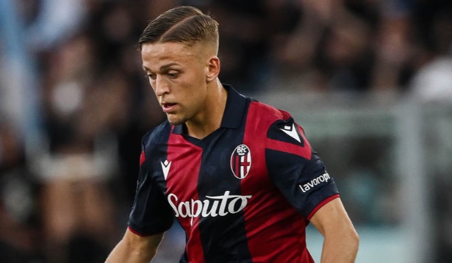 Jesper Karlsson deixa o AZ e ruma ao Bologna