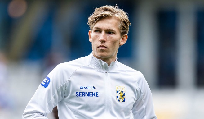 IFK Göteborg: 
       De uppges utmana om Johan Bångsbo 
    