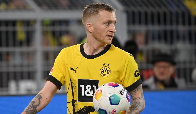 
       Officiellt: Trotjänaren lämnar Borussia Dortmund 
    