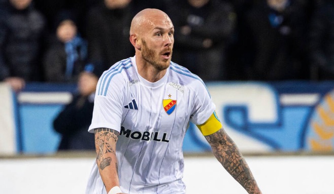 IFK Göteborg: 
       Uppgifter: Rivalen försökte värva Magnus Eriksson 
    
