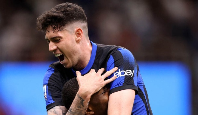 
       Kuggen öppnar för att stanna i Inter hela karriären 
    