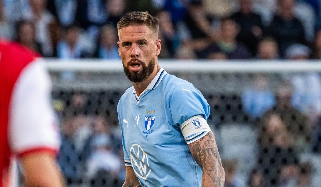 
       Uppgifter: MFF i krismöte om Pontus Janssons framtid 
    