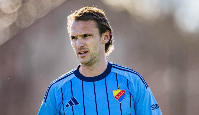 Djurgården Fotboll: 
       Ekdal närmar sig startelvan: 