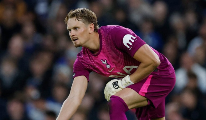 Officiellt: Antonín Kinsky förlänger med Tottenham
