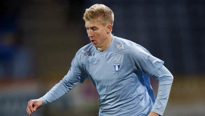 KLART: Simon Kroon skriver nytt kontrakt med Malmö FF ...
